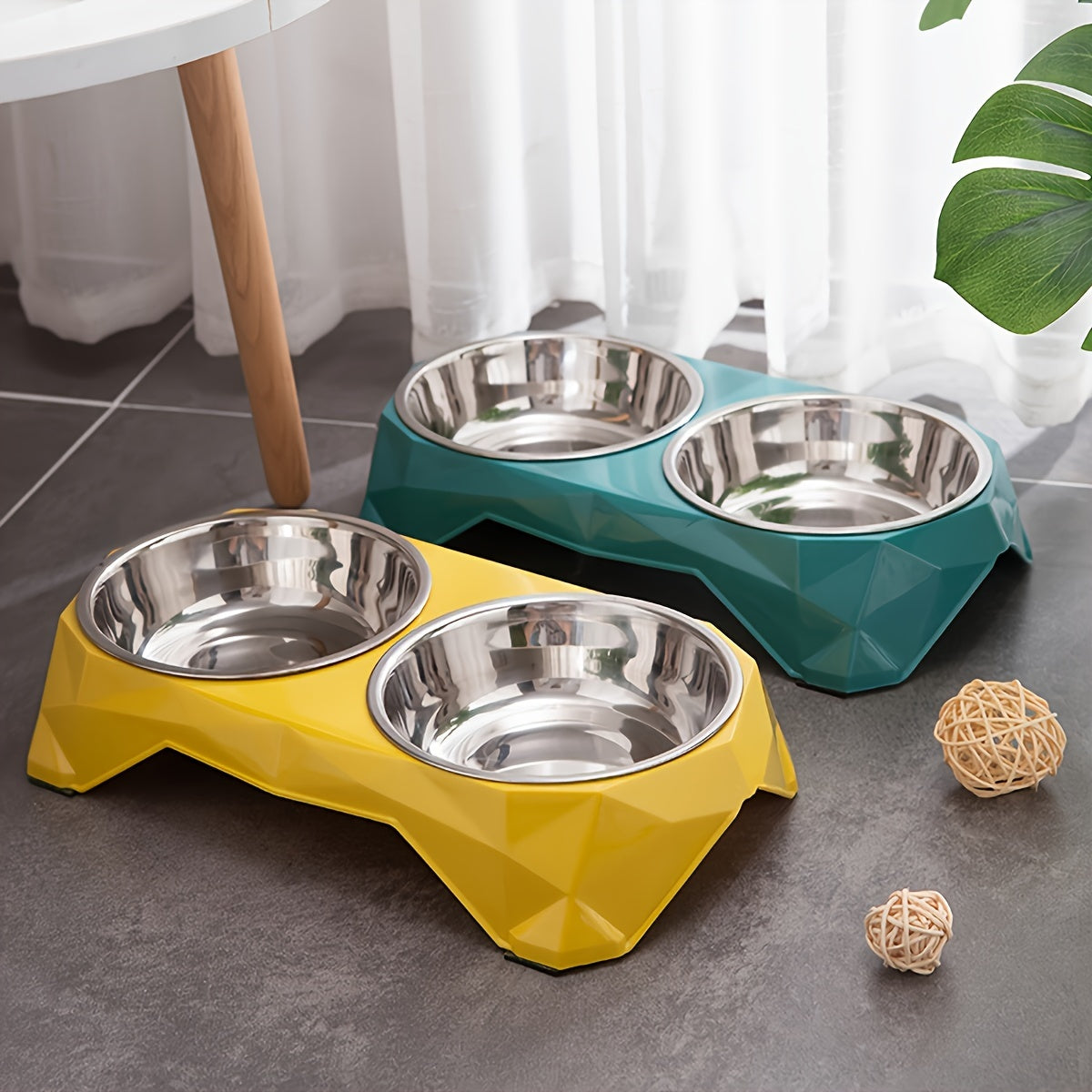 Double Stainless Steel Pet Bowls Set, Diamond Design, Elevated Non-Skid Stand, Large Capacity Feeding Dishes for Dogs and Cats - Metal Material, No Battery Needed